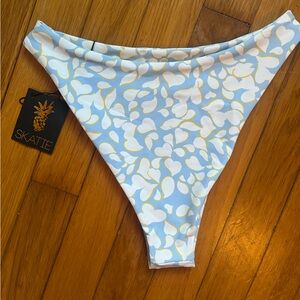 NWT Skatie Kelly S Bottoms Nantucket Print